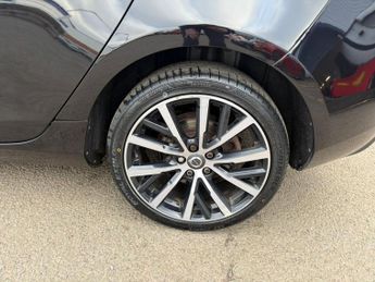 Volvo V40 1.5 T3 Inscription Edition Auto Euro 6 (s/s) 5dr
