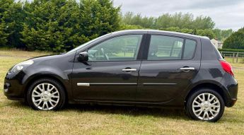 Renault Clio 1.6 VVT Dynamique TomTom Auto Euro 5 5dr