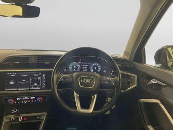 Audi Q3 1.4 TFSIe 45 Technik SUV 5dr Petrol Plug-in Hybrid S Tronic Euro