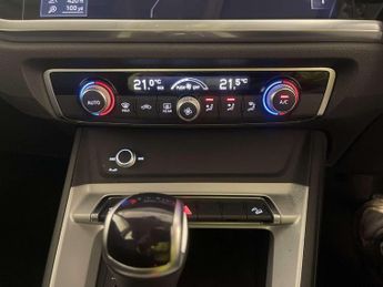 Audi Q3 1.4 TFSIe 45 Technik SUV 5dr Petrol Plug-in Hybrid S Tronic Euro