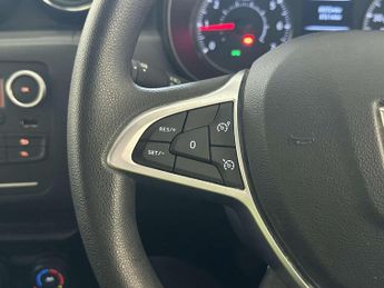 Dacia Duster 1.0 TCe Essential SUV 5dr Bi Fuel Manual Euro 6 (s/s) (100 ps)