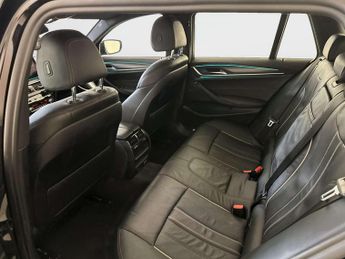 BMW 5 Series 2.0 520d MHT M Sport Touring 5dr Diesel Hybrid Steptronic Euro 6