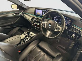 BMW 5 Series 2.0 520d MHT M Sport Touring 5dr Diesel Hybrid Steptronic Euro 6