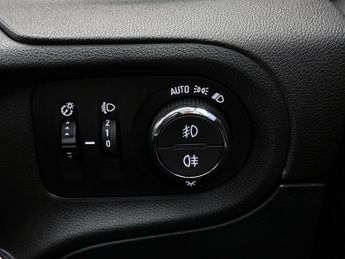 Vauxhall Grandland X 1.2 Turbo Sport Nav Auto Euro 6 (s/s) 5dr