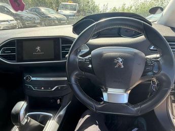 Peugeot 308 1.6 HDi Active Euro 5 5dr