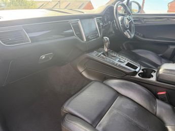 Porsche Macan 3.0 TD V6 S PDK 4WD Euro 6 (s/s) 5dr