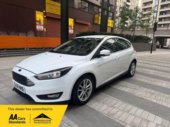 Ford Focus 1.0T EcoBoost Zetec Auto Euro 6 (s/s) 5dr