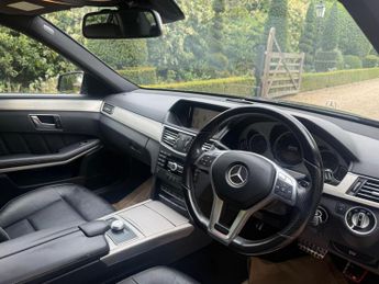 Mercedes-Benz E Class 3.0 E350 CDI V6 BlueEfficiency Sport G-Tronic+ Euro 5 (s/s) 4dr