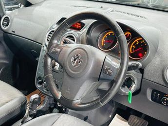 Vauxhall Corsa 1.4 16V SE Auto Euro 5 5dr