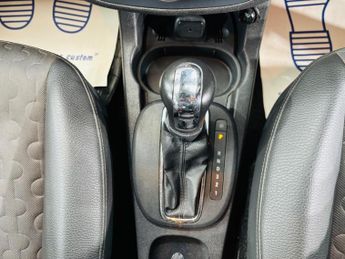 Vauxhall Corsa 1.4 16V SE Auto Euro 5 5dr