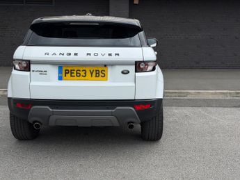 Land Rover Range Rover Evoque 2.2 SD4 Pure Auto 4WD Euro 5 5dr
