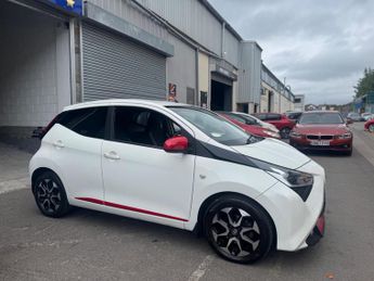 Toyota AYGO 1.0 VVT-i x-trend Funroof x-shift Euro 6 5dr