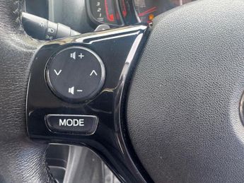 Toyota AYGO 1.0 VVT-i x-trend Funroof x-shift Euro 6 5dr