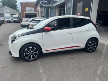 Toyota AYGO 1.0 VVT-i x-trend Funroof x-shift Euro 6 5dr