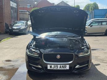 Jaguar XE 2.0d R-Sport Auto Euro 6 (s/s) 4dr