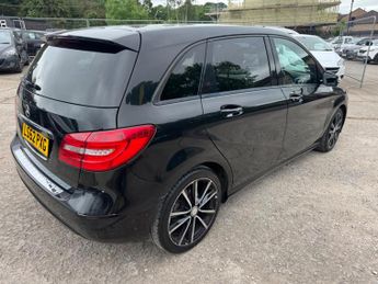 Mercedes-Benz B Class 1.6 B180 BlueEfficiency Sport Euro 5 (s/s) 5dr