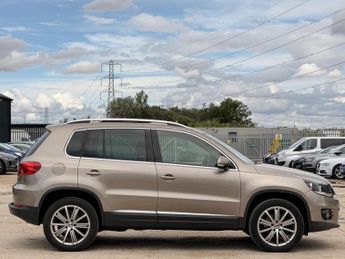 Volkswagen Tiguan 2.0 TSI Sport DSG 4WD Euro 5 5dr