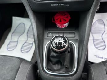Volkswagen Golf 2.0 TDI BlueMotion Tech GT Euro 5 (s/s) 5dr