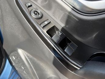 Hyundai ix20 1.4 Style Euro 5 (s/s) 5dr