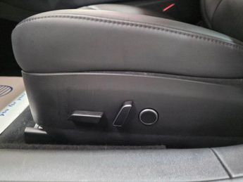 Tesla Model 3 (Dual Motor) Long Range Auto 4WDE 4dr