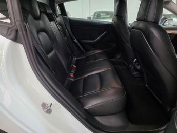 Tesla Model 3 (Dual Motor) Long Range Auto 4WDE 4dr