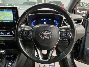 Toyota Corolla 1.8 VVT-h Design Touring Sports CVT Euro 6 (s/s) 5dr