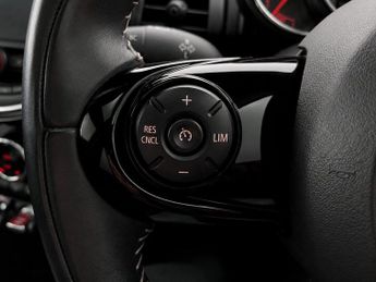 MINI Hatch 1.5 Cooper D Steptronic Euro 6 (s/s) 3dr