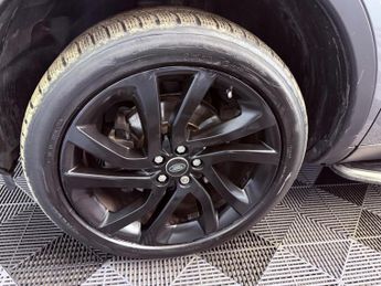 Land Rover Discovery Sport 2.0 TD4 HSE Black Auto 4WD Euro 6 (s/s) 5dr