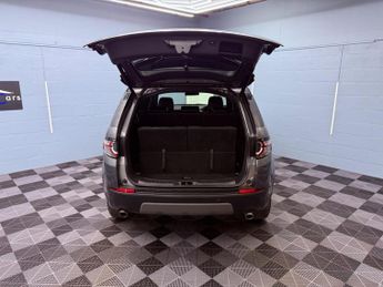 Land Rover Discovery Sport 2.0 TD4 HSE Black Auto 4WD Euro 6 (s/s) 5dr