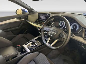 Audi Q5 2.0 TFSIe 50 S line SUV 5dr Petrol Plug-in Hybrid S Tronic quatt