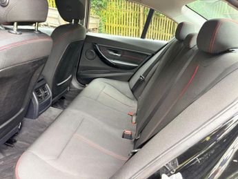 BMW 3 Series 2.0 320i Sport Auto Euro 6 (s/s) 4dr