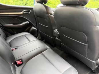 MG MG ZS 1.0 T-GDI Exclusive Auto Euro 6 5dr