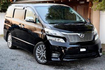 Toyota Vellfire 2.4 Z Edition - Eight Seater - Ulez