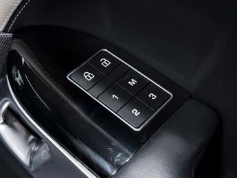 Land Rover Range Rover Sport 3.0 D300 MHEV HSE Silver SUV 5dr Diesel Auto 4WD Euro 6 (s/s) (3