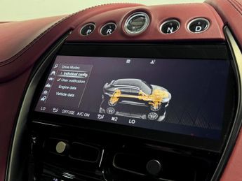 Aston Martin DBX 4.0 V8 SUV 5dr Petrol Auto 4WD Euro 6 (s/s) (550 ps)