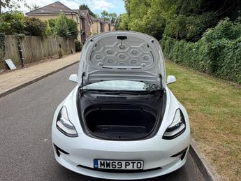 Tesla Model 3 Standard Range Plus Auto RWD 4dr