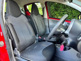 Peugeot 107 1.0 12V Urban 2 Tronic Euro 5 5dr