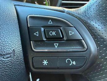 MG MG5 52.5kWh Exclusive Auto 5dr