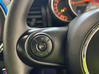 MINI Hatch 1.5 Cooper Classic Hatchback 5dr Petrol Manual Euro 6 (s/s) (136