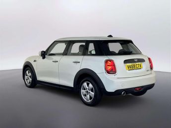 MINI Hatch 1.5 Cooper Classic Hatchback 5dr Petrol Manual Euro 6 (s/s) (136