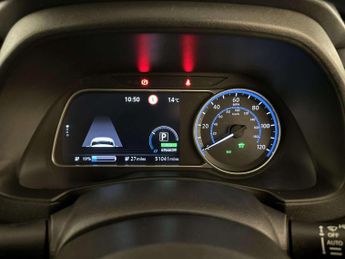 Nissan Leaf 40kWh Tekna Hatchback 5dr Electric Auto (150 ps)