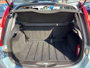 Ford Fusion 1.6 Titanium 5dr
