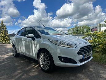 Ford Fiesta 1.0T EcoBoost Titanium Euro 5 (s/s) 5dr