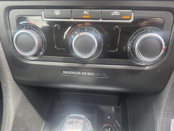 Volkswagen Golf 1.6 TDI Match DSG Euro 5 5dr