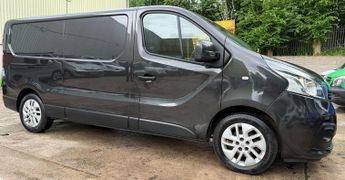 Renault Trafic 1.6 dCi ENERGY 29 Sport Nav Panel Van 5dr Diesel Manual LWB Stan