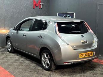 Nissan Leaf 30kWh Acenta Auto 5dr