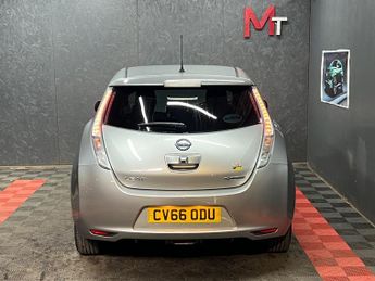 Nissan Leaf 30kWh Acenta Auto 5dr