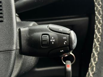 DS AUTOMOBILES DS 3 1.6 BlueHDi Elegance Euro 6 (s/s) 3dr