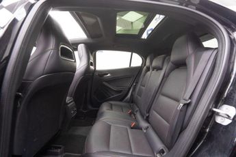 Mercedes-Benz GLA 2.0 GLA250 AMG Line (Premium Plus) 7G-DCT 4MATIC Euro 6 (s/s) 5d
