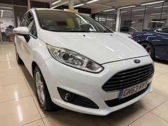 Ford Fiesta 1.0T EcoBoost Zetec Euro 5 (s/s) 5dr